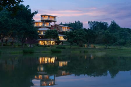 Tree house Design of Nanxi Happy Pastoral Wild Hotel 